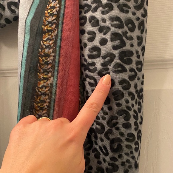 Leopard Print Multicolor Scarf - Picture 4 of 7